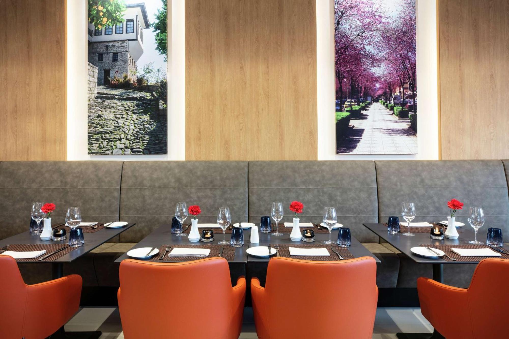 Hilton Garden Inn Тирана Екстериор снимка